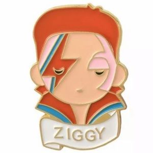 😻 New David Bowie Ziggy Stardust Enamel Pin NIP